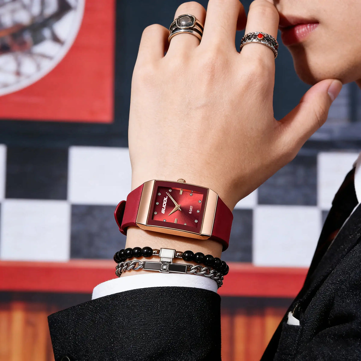 Square Dial Rubber-Strap Quartz Watch