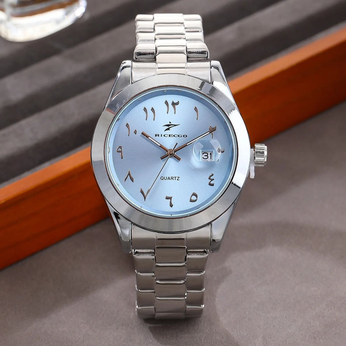Ricecgo Calendar Quartz Watch