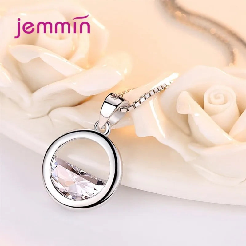 Round Sparkle Pendant Necklace